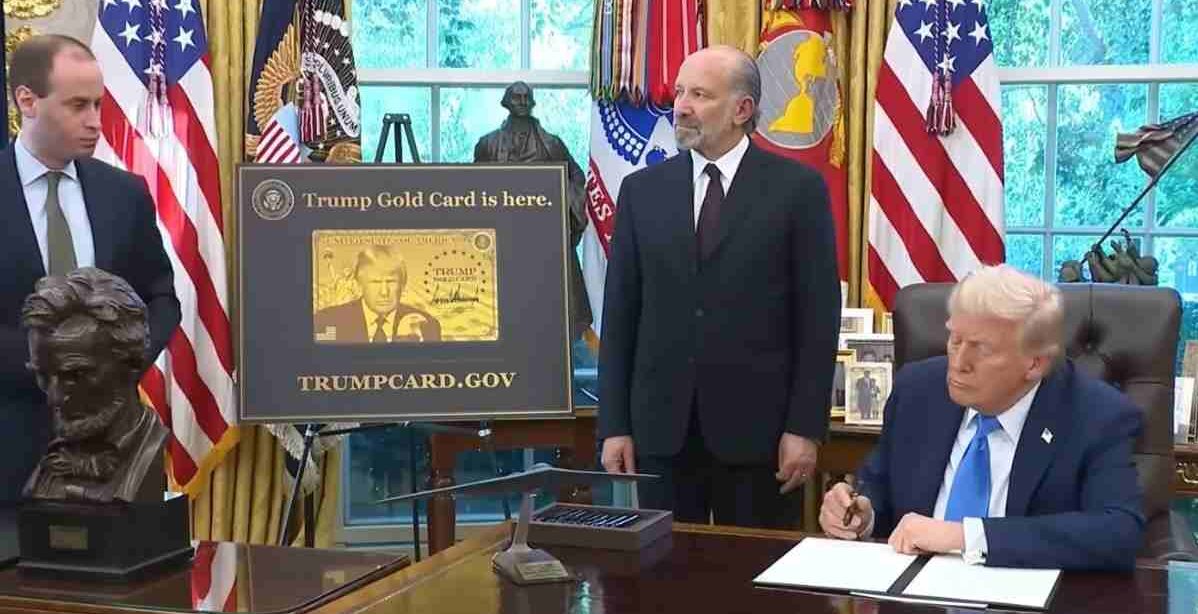 H-1B Visa Latest News 2025: ट्रंप का नया आदेश, अब लगेगा $100,000 अतिरिक्त शुल्क | USCIS Update